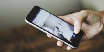 instagram how to download IG stories